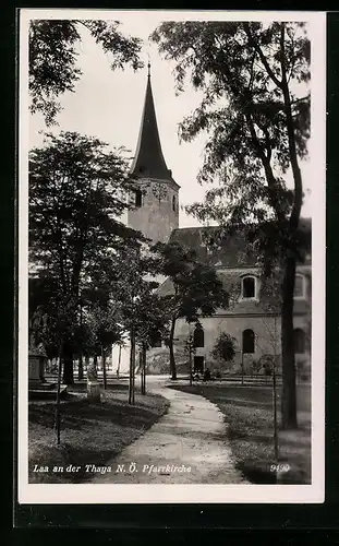 AK Laa an der Thaya, Blick zur Pfarrkirche