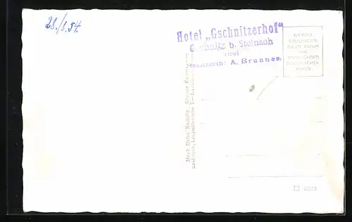 AK Gschnitz bei Steinach, Hotel Gschnitzerhof A. Brunner mit Strasse