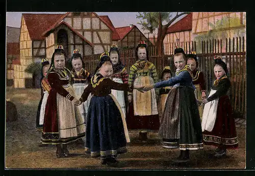 AK Hessenmädchen tanzen Ringelreihen, Hessische Trachten