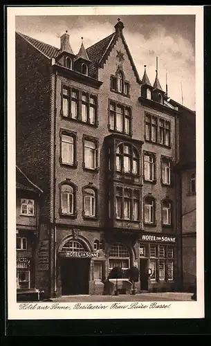 AK Göttingen, Hotel zur Sonne L. Basse, Vorderansicht