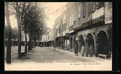 AK Mirepoix, Les Couverts et la Place