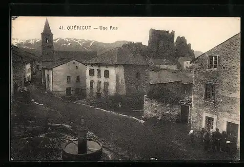 AK Quérigut, Une Rue, La Fontaine