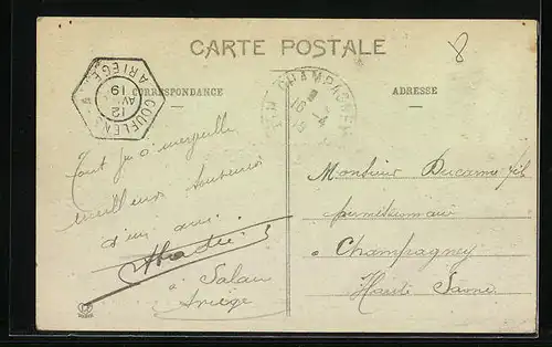 AK Couflens, Intérieur du Village