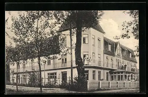 AK Grömitz, Strandschloss mit Besuchern