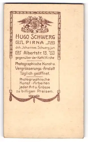 Fotografie Hugo Schwerg, Pirna, Albertstr. 13, Wappen mit zwei Greifen und Monogramm des Fotografen