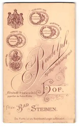 Fotografie E. Rudolph, Hof i. B., Mediallen mit Konterfei Prinz Luitpold von Bayern und königliches Wappen