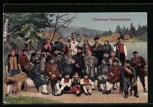 AK Altenburger Bauerntrachten, Familie am See