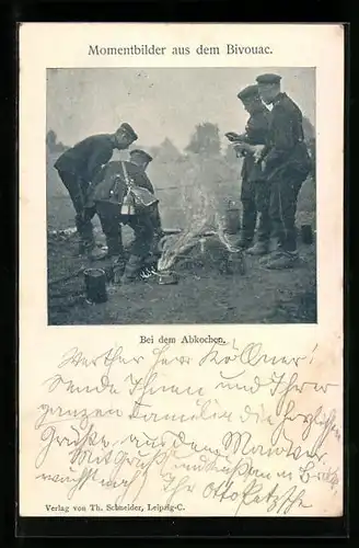 AK Soldaten in Uniform beim Abkochen im Bivouac, 1. Weltkrieg