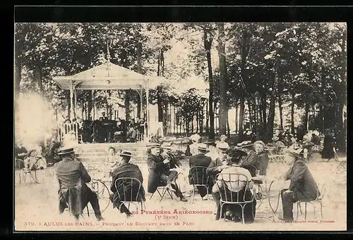 AK Aulus-les-Bains, Pendant le Concert dans le parc