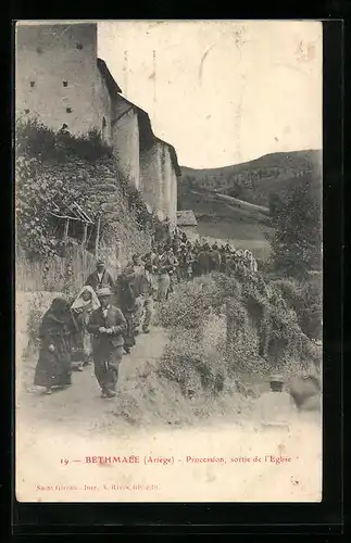 AK Bethmale, Procession, sortie de l`Eglise