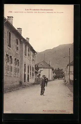 AK Sentein-les-Bains, Les Ecoles a L`Entree du Village