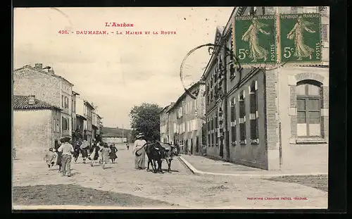 AK Daumazan, La Mairie et la Route