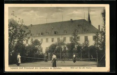 AK Dorsten, Lyzeum und Pensionat der Ursulinen, Blick auf das alte Kloster mit Tennisplatz
