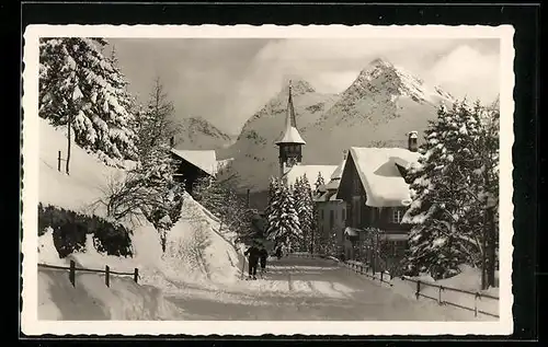 AK Arosa, Dorfmitte im Winter