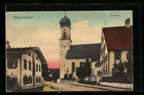 AK Oberammergau, Forsthaus mit Kirche