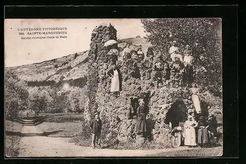 AK Sainte-Marguerite, Grotte rustique dans le Parc