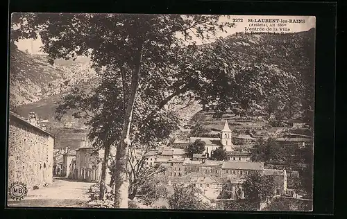 AK Saint-Laurent-les-Bains, L`entrèe de la Ville par la Route de La Bastide