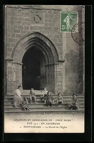 AK Pontgibaud, Le Portail de l`Eglise