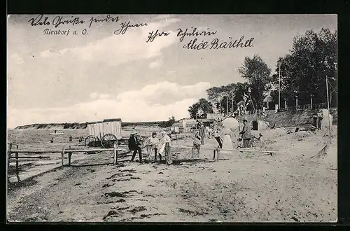 AK Niendorf a. O., Strand mit Besuchern