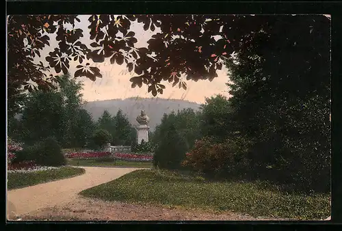 AK Löbau i. Sa., Blick zum Kaiser Wilhelm-Denkmal