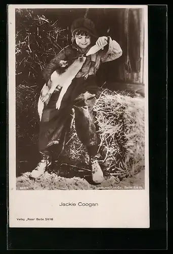AK Schauspielerin Jackie Coogan, Fütterung eines Ferkels