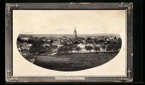 Präge-AK Bernstadt i. Sa., Generalansicht mit der Kirche