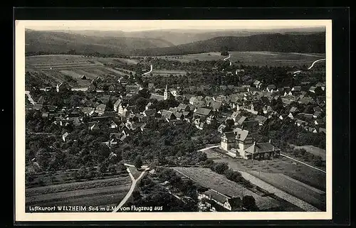 AK Welzheim, Generalansicht der Stadt mit Blick zur Kirche vom Flugzeug aus