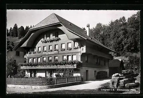 AK Langnau i. E., vor dem Emmentaler Haus