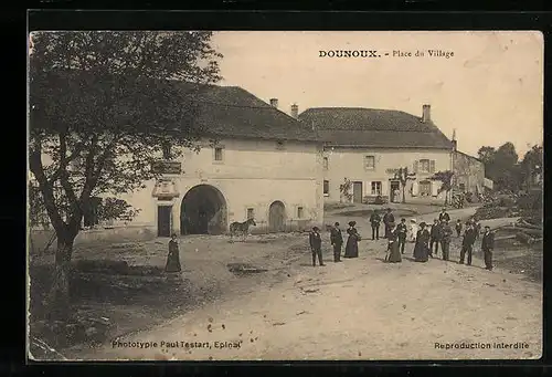 AK Dounoux, Place du Village