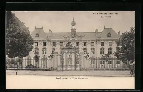 AK Remiremont, Ecole Maxonrupt, facade