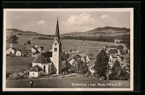 AK Buchenberg /bayr. Allgäu, Ortsansicht mit Kirche