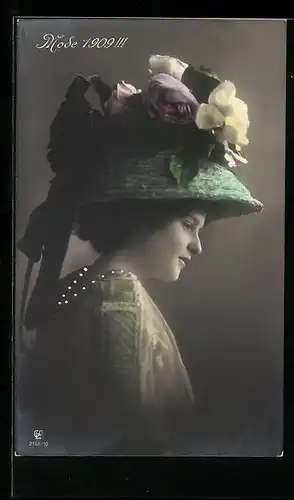 AK Dame mit Blumenhut, Mode 1909
