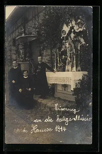 AK Hausen, Priester vor Altar, Erinnerung an die heilige Mission 1914