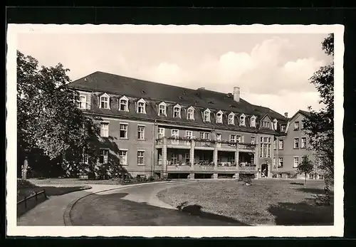 AK Friedberg in Hessen, Städt. Krankenhaus im Sonnenlicht