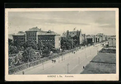 AK Kamenz i. Sa., Strassenpartie bei Kaserne