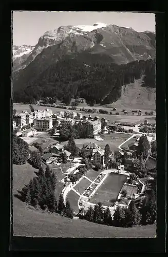 AK Engelberg, Schwimmbad mit Titlis