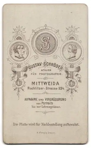 Fotografie Gustav Schröder, Mittweida, zwei sächsische Tischler / Schreiner mit Hoble und Axt