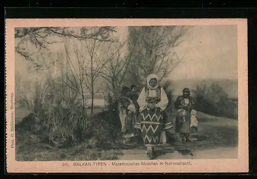 AK Mazedonisches Mädchen in Nationaltracht, Balkan