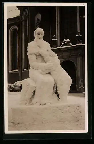 AK Eisplastik Greis mit Bär