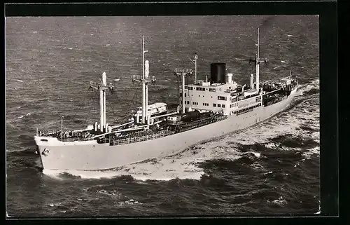 AK Handelsschiff MS Modjokerto auf See