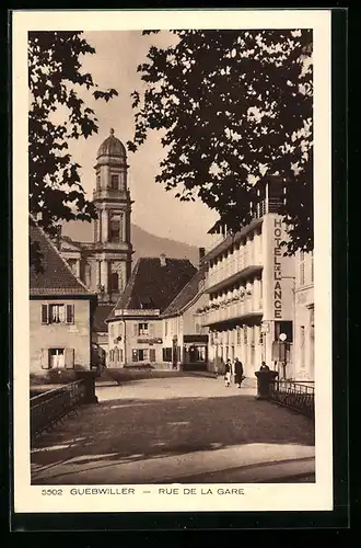 AK Guebwiller, Rue de la Gare, Strassenpartie
