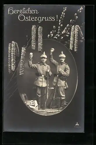 AK Soldaten mit Pickelhaube und Ostereiern, Ostergruss