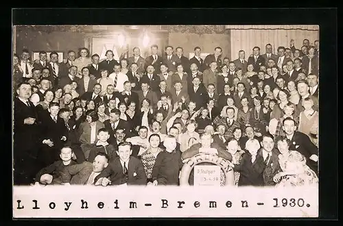 Foto-AK Bremen, Lloydheim-Hotel Washington, Walsroder Str., Gruppenfoto 1930