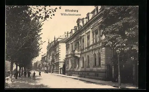 AK Offenburg i. B., Blick in die Wilhelmstrasse