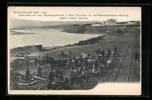 AK Werchneudinsk, Uferpartie mit Holzlager