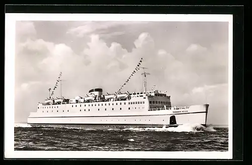AK Hochsee-Fährschiff Theodor Heuss macht Fahrt
