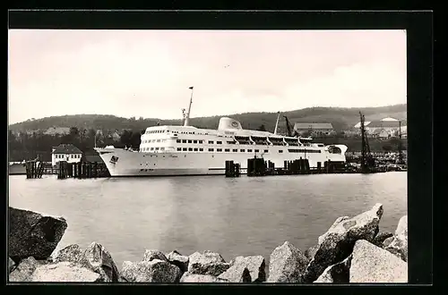 AK Schwedenfähre Trelleborg, im Hafen von Sassnitz