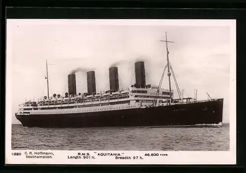 AK Passagierschiff R. M. S. Aquitania auf hoher See