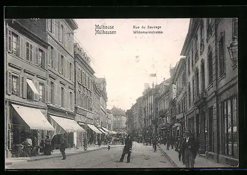 AK Mülhausen, Wildemannstrasse mit Passanten