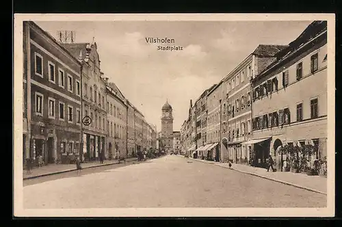 AK Vilshofen, Stadtplatz mit Geschäften
